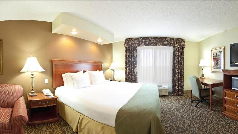 Holiday Inn Express Hotel & Suites Columbus By Ihg Dış mekan fotoğraf