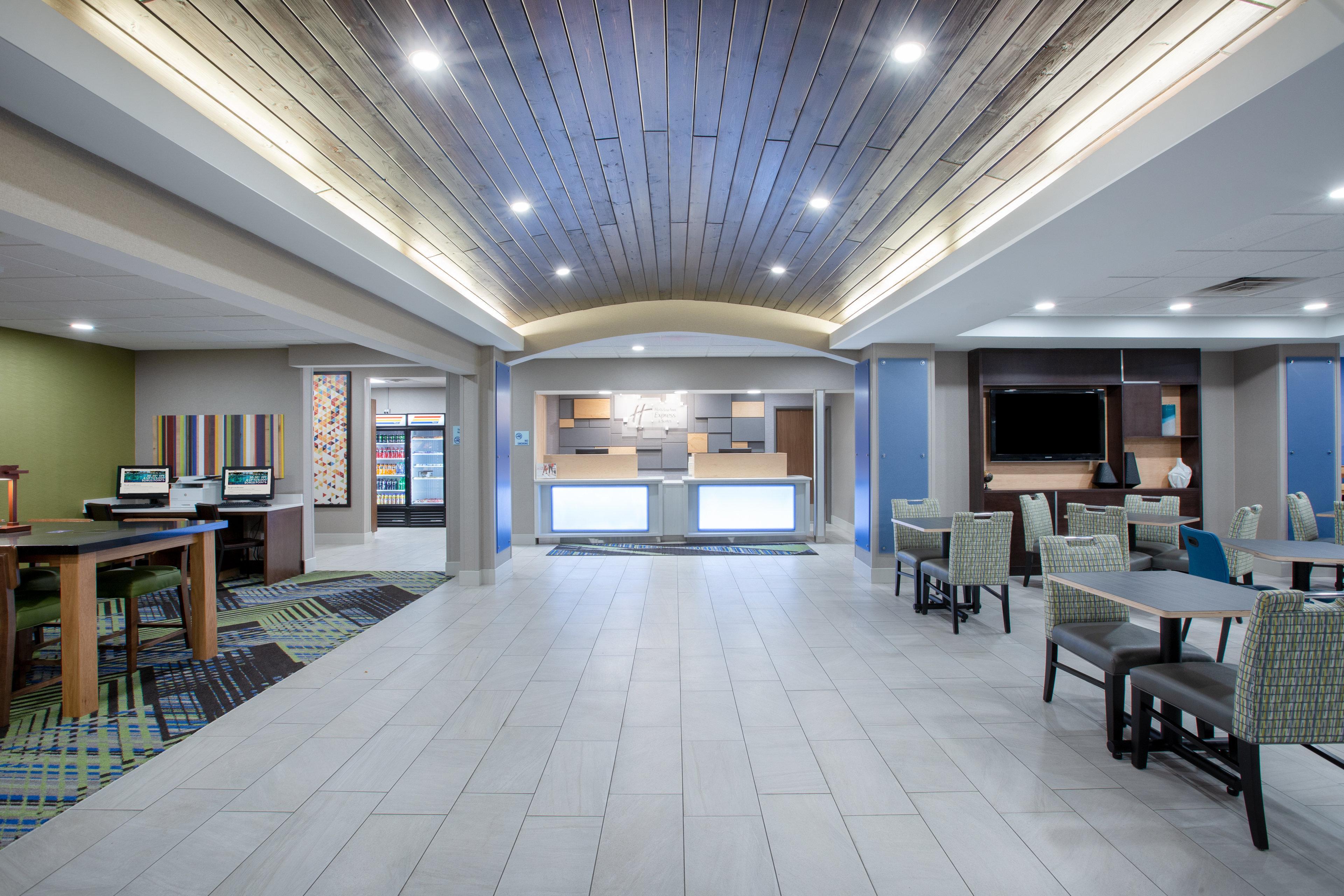 Holiday Inn Express Hotel & Suites Columbus By Ihg Dış mekan fotoğraf