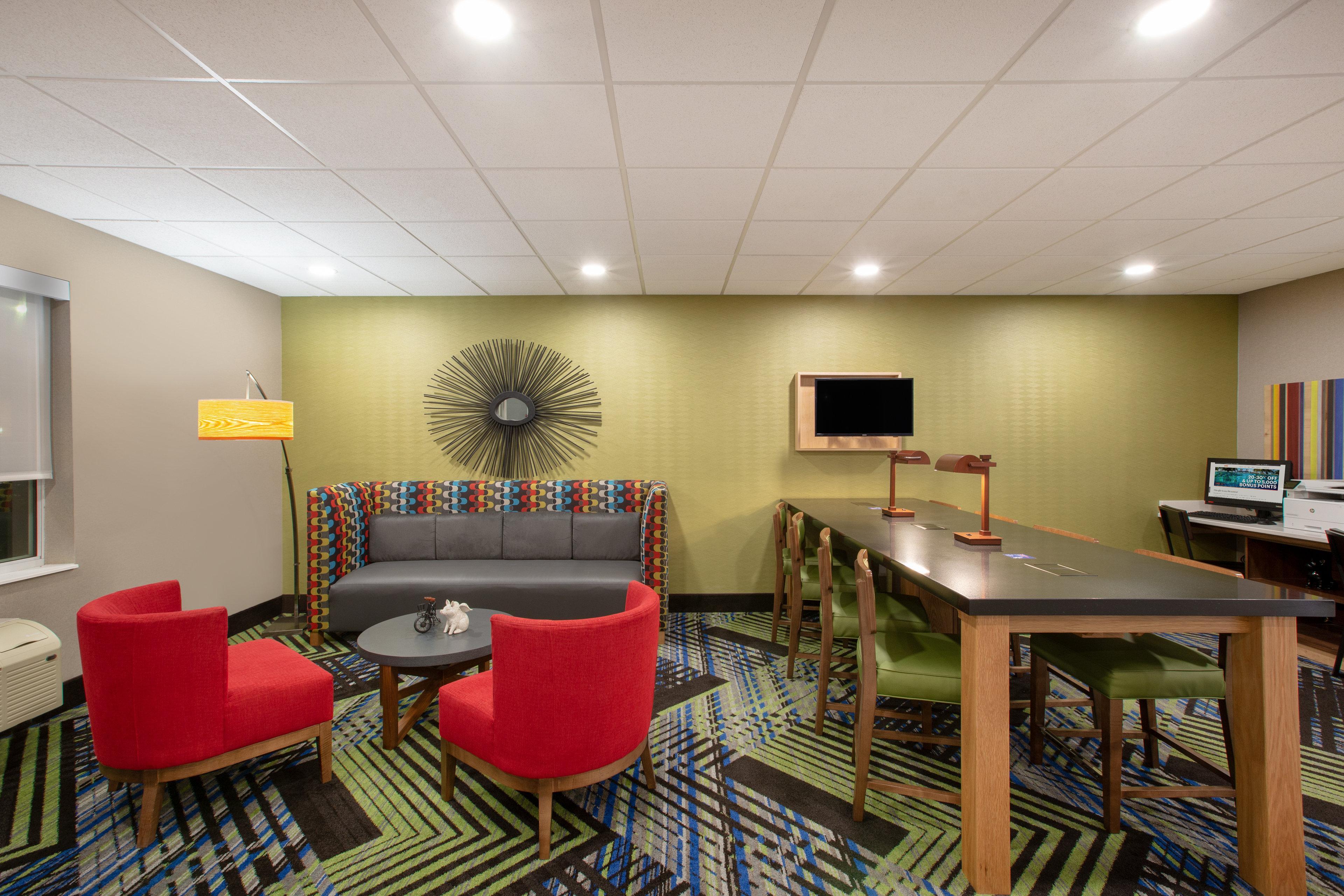 Holiday Inn Express Hotel & Suites Columbus By Ihg Dış mekan fotoğraf