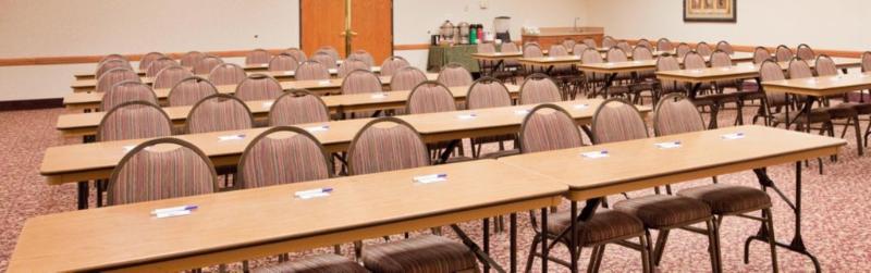 Holiday Inn Express Hotel & Suites Columbus By Ihg Dış mekan fotoğraf