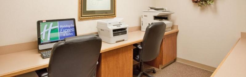 Holiday Inn Express Hotel & Suites Columbus By Ihg Dış mekan fotoğraf