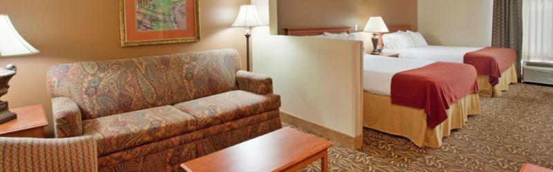 Holiday Inn Express Hotel & Suites Columbus By Ihg Dış mekan fotoğraf