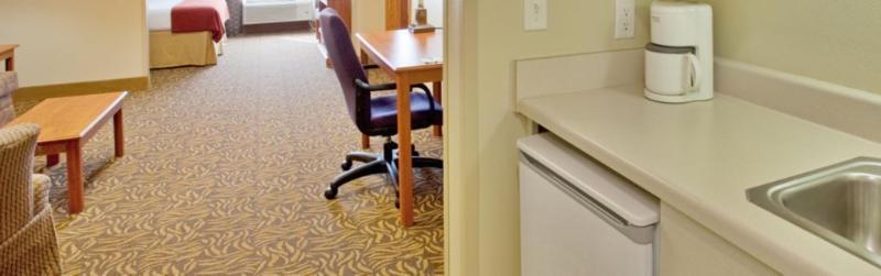 Holiday Inn Express Hotel & Suites Columbus By Ihg Dış mekan fotoğraf